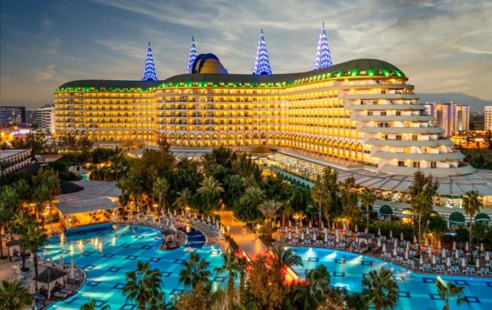 Delphin Imperial Hotel Lara transfer alanyatransfer.com