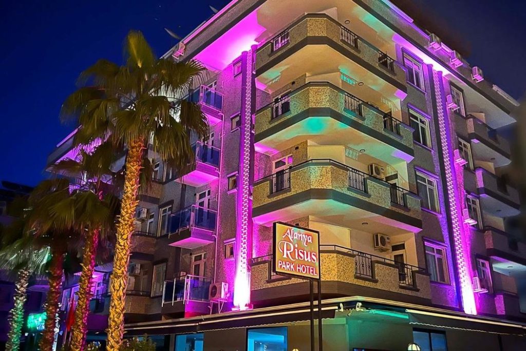 Alanya Risus Park Otel transfer alanyatransfer.com