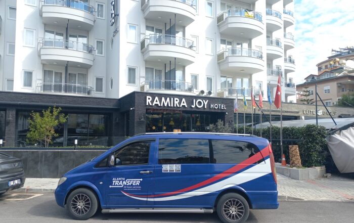 Mahmutlar to Konyaaltı 724 Transfer Services alanyatransfer.com
