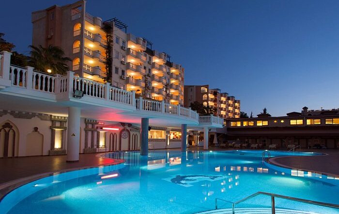 Club Paradiso Hotel Kestel Transfer alanyatransfer.com