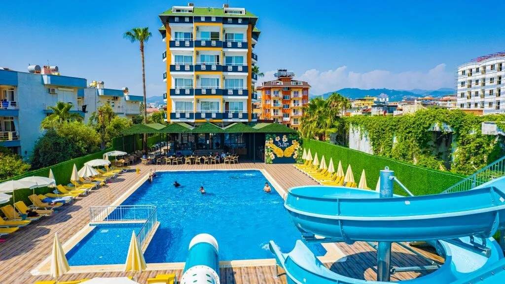 VIP Transfer Services from Antalya Airport to De Mare Hotel Payallar Luxury and Ease