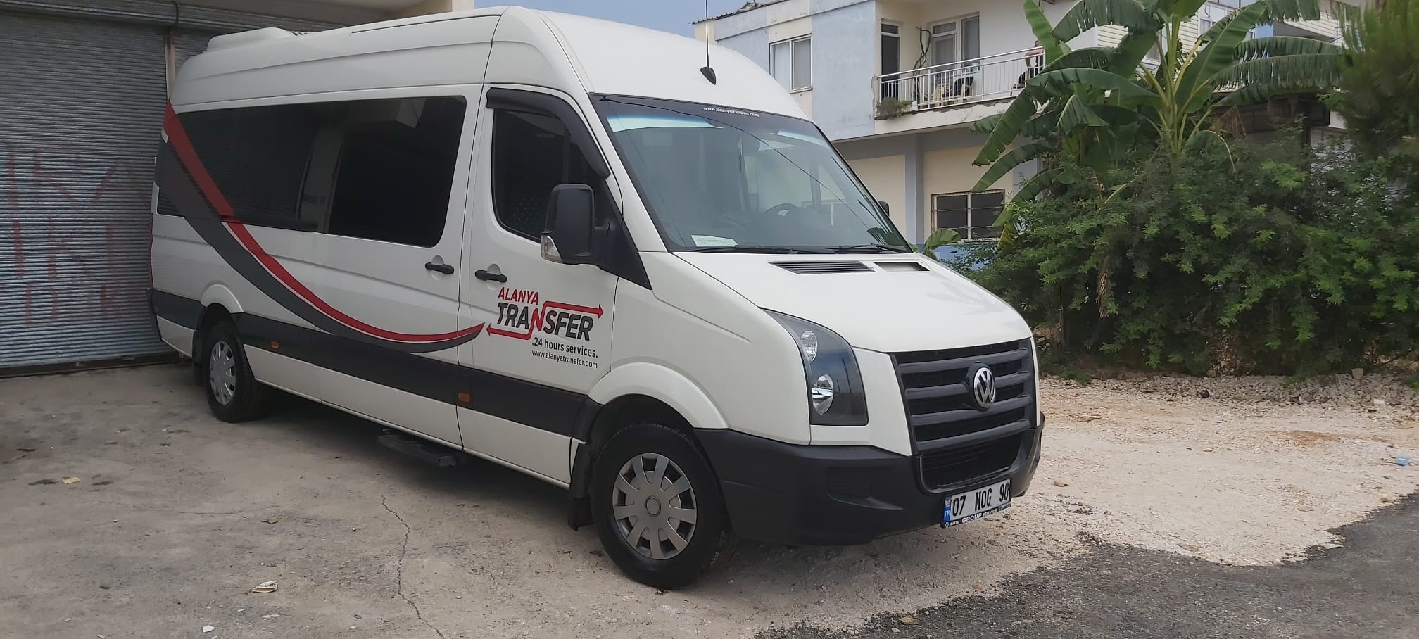 Private Transfer Services from Gazipaşa Airport to Kocatepe Tatil Sitesi Türkler