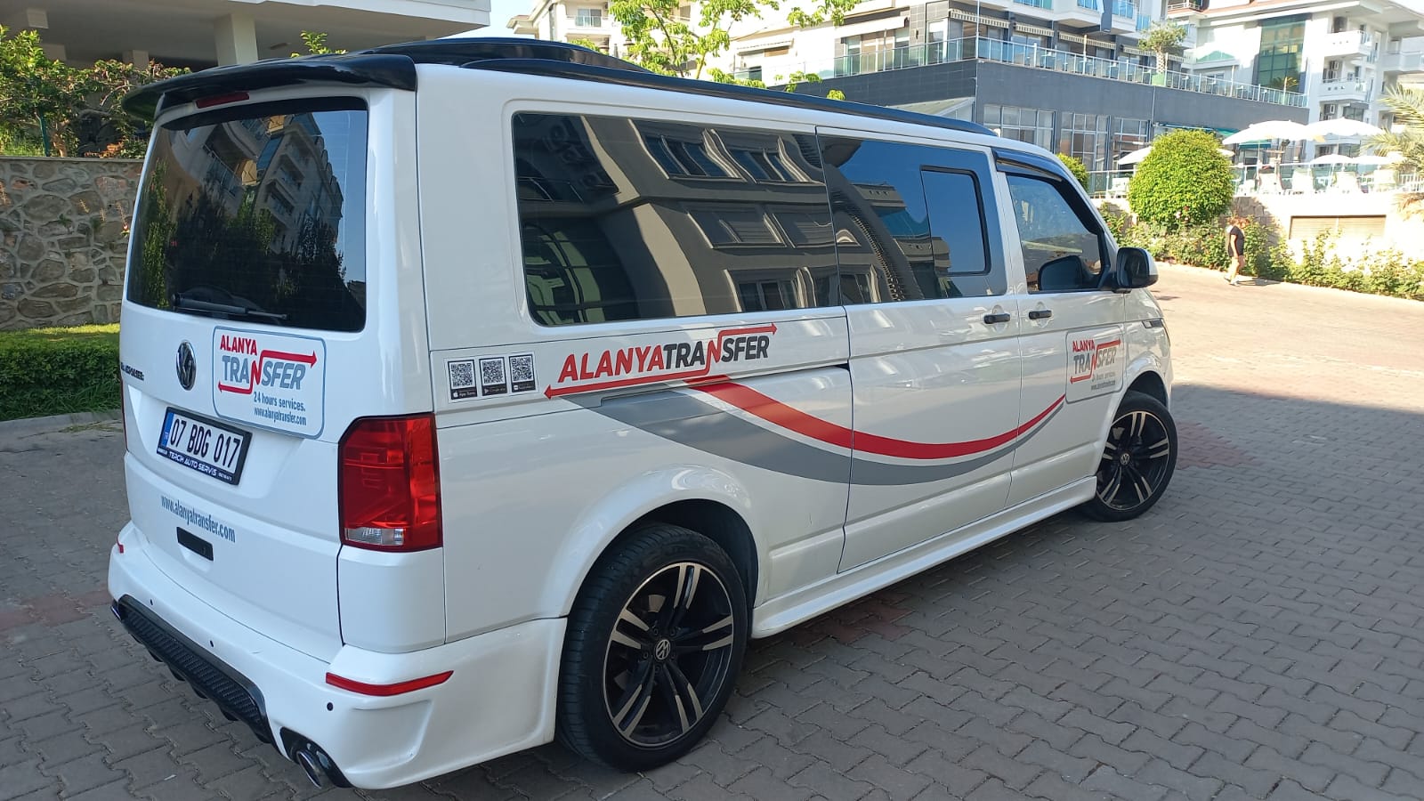 Private Transfer Services from Gazipaşa Airport to Life Point Cleopatra Residence Alanya