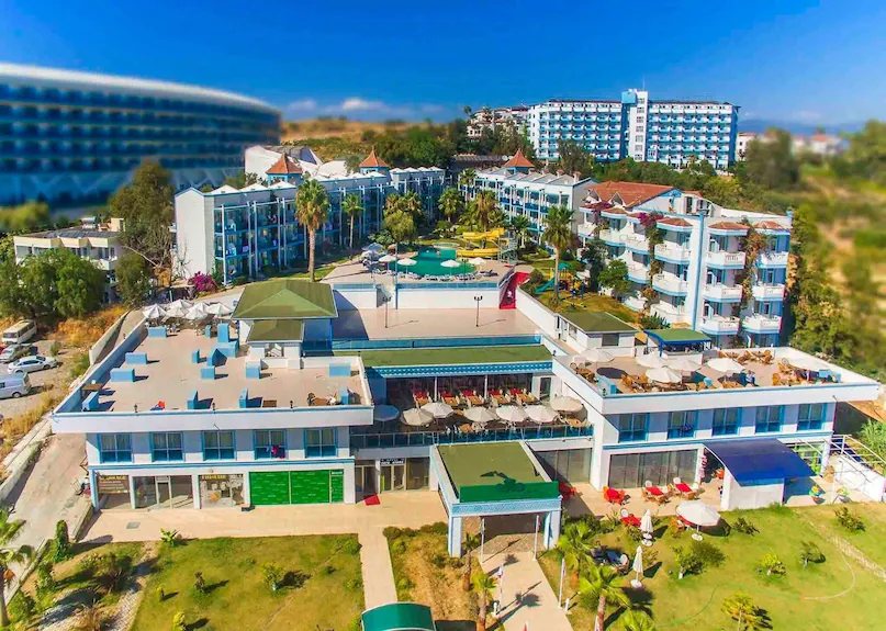 VIP Transfer Services from Antalya Airport to Catinsos Beach Garden Hotel in Türkler