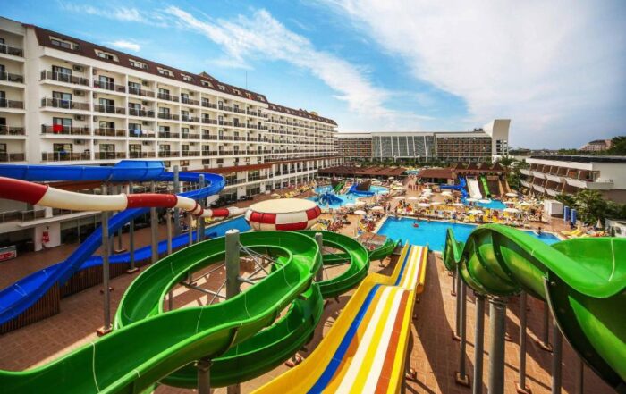 VIP Transfer Services from Antalya Airport to Eftalia Splash Resort in Türkler Luxury and Comfort for Discerning Travelers