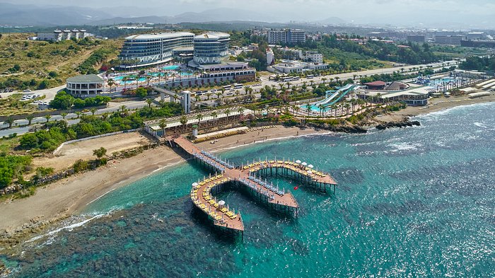 VIP Transfer Services from Antalya Airport to Vikingen Infinity Resort Türkler