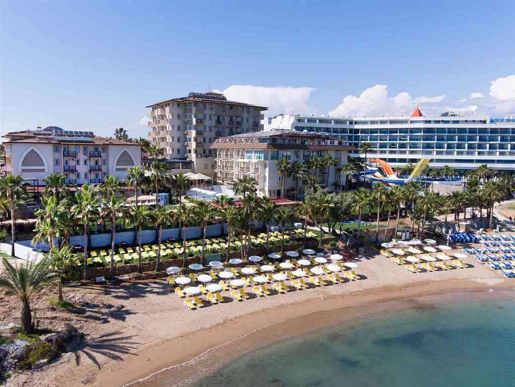 Exclusive VIP Transfer Services from Antalya Airport to Land Of Paradise Beach Türkler