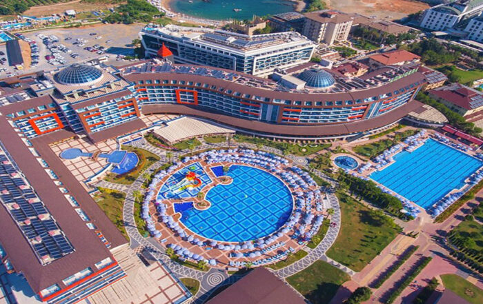 Exclusive VIP Transfer Services from Antalya Airport to Lonicera Resort & World Hotel Türkler