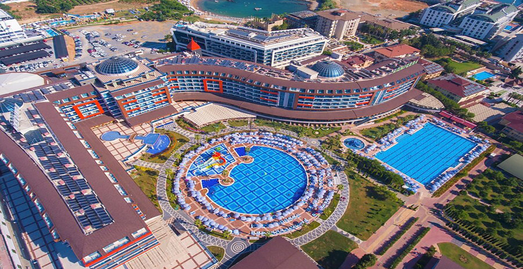 Exclusive VIP Transfer Services from Antalya Airport to Lonicera Resort & World Hotel Türkler