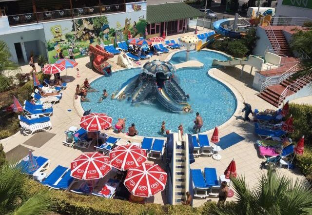 Private Transfer Services from Gazipaşa Airport to Alanya Aquapark Damlataş