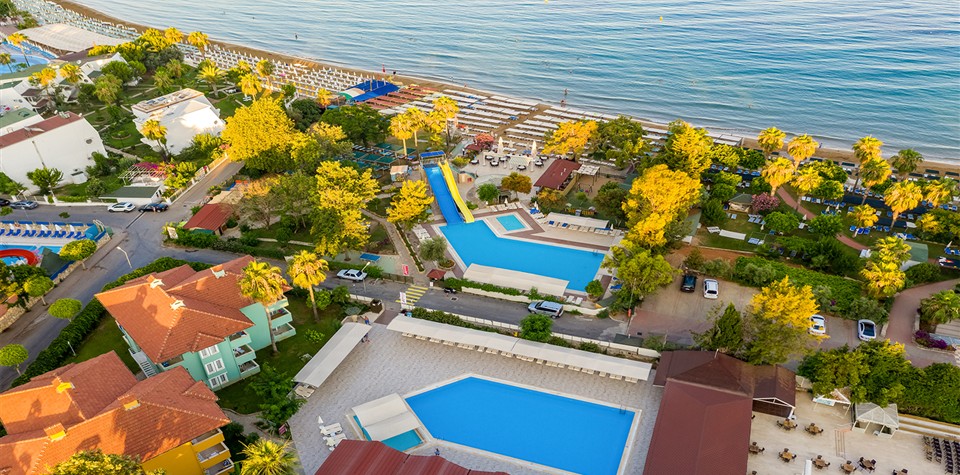 VIP Transfer Services from Antalya Airport to Armas Green Fugla Beach in Türkler