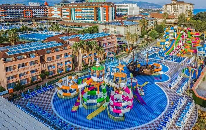 VIP Transfer Services from Antalya Airport to Lonicera Resort & Spa Hotel in Türkler
