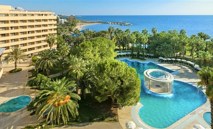 VIP Transfer Services from Antalya Airport to Özkaymak Incekum Hotel Avsallar