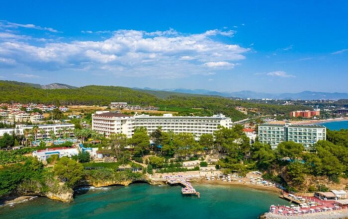 VIP Transfer Services from Antalya Airport to Utopia Beach Club İncekum Avsallar