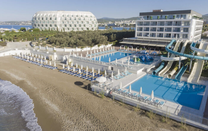 VIP Transfer from Antalya Airport to Apollo Mondo Family Gold Island in Türkler