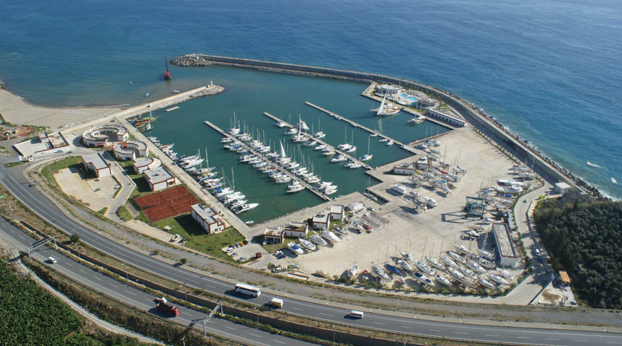 Exclusive-Private-Transfer-Services-from-Gazipasa-Airport-to-Alanya-Marina-Alanya-Yat-Limani