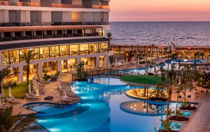 Antalya Airport to Seaden Quality Resort Side Exclusive VIP Transfer