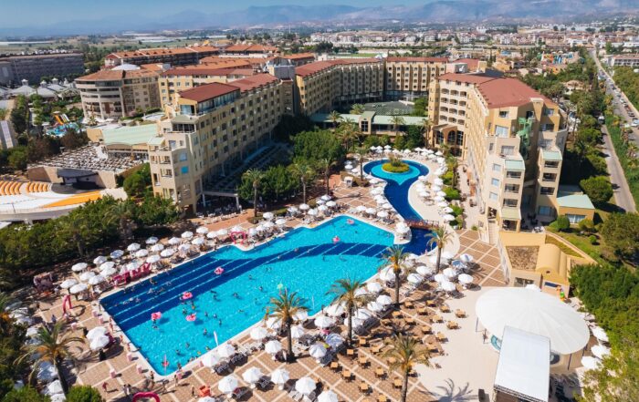 VIP Transfer Services from Antalya Airport to Selectum Family Resort Side Kızılağaç The Ultimate in Luxury and Comfort