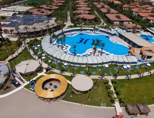 Erleben Sie unvergleichlichen Komfort und Stil mit VIP-Transferservices vom Flughafen Antalya zum TUI Blue Palm Garden in Kızılağç