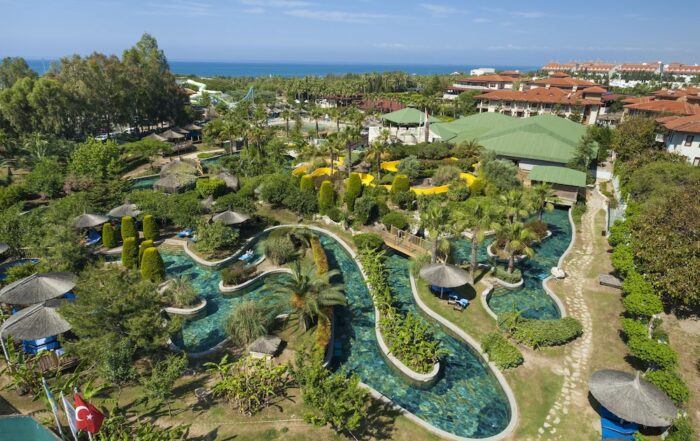 Experience a Stress Free and Luxurious Private Transfer from Gazipaşa Airport to Amazon Hotel Side with 24 7 Availability