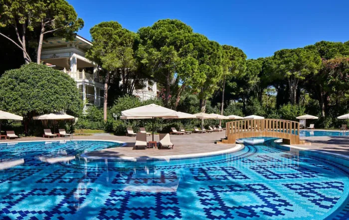 Premium VIP Transfer Services from Antalya Airport to Ali Bey Resort Sorgun for a Luxurious Travel Experience