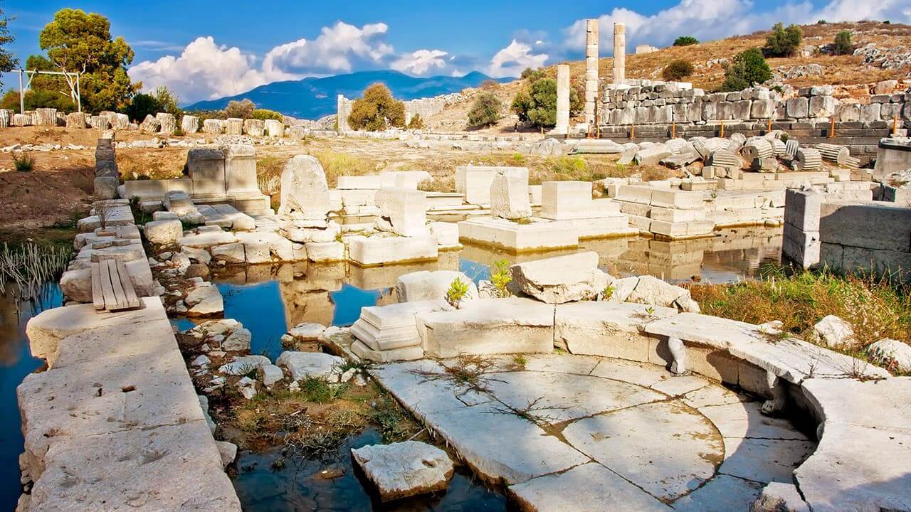 Discover the Ancient Wonder of Xanthos with Comfortable Transfers from Kaş by Our Local Transfer Company