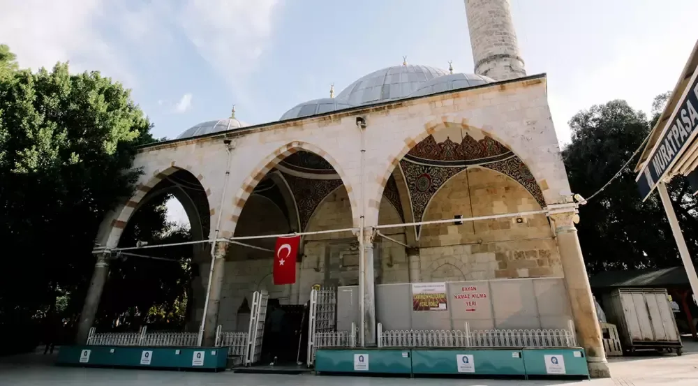 Discover the Historic Charm of Murat Paşa Mosque in Antalya A Cultural Gem Accessible with Private Transfers.jpg
