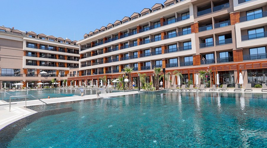Exclusive VIP Transfer Services from Antalya AYT Airport to Aletris Deluxe Hotel Spa Side Travel in Luxury from the Airport to Your Seaside Getaway