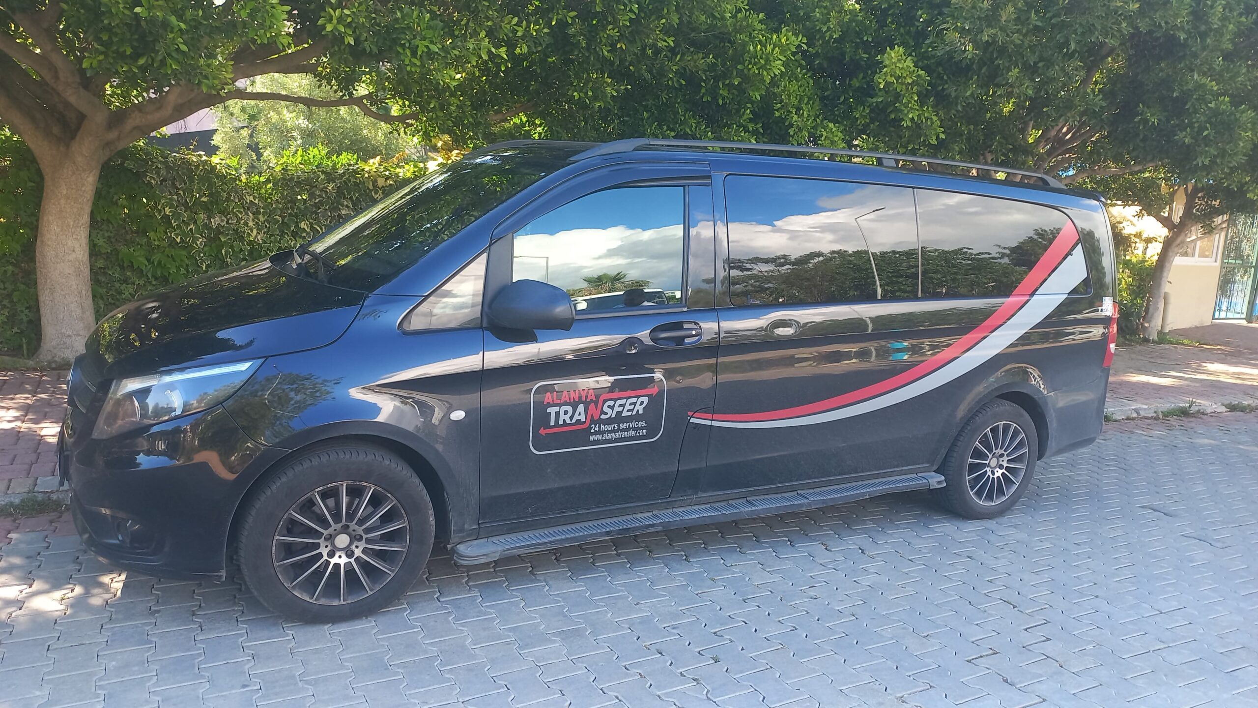 Experience Comfort and Reliability Anytime with 247 Private Transfer Services from Tekirova to Konyaaltı