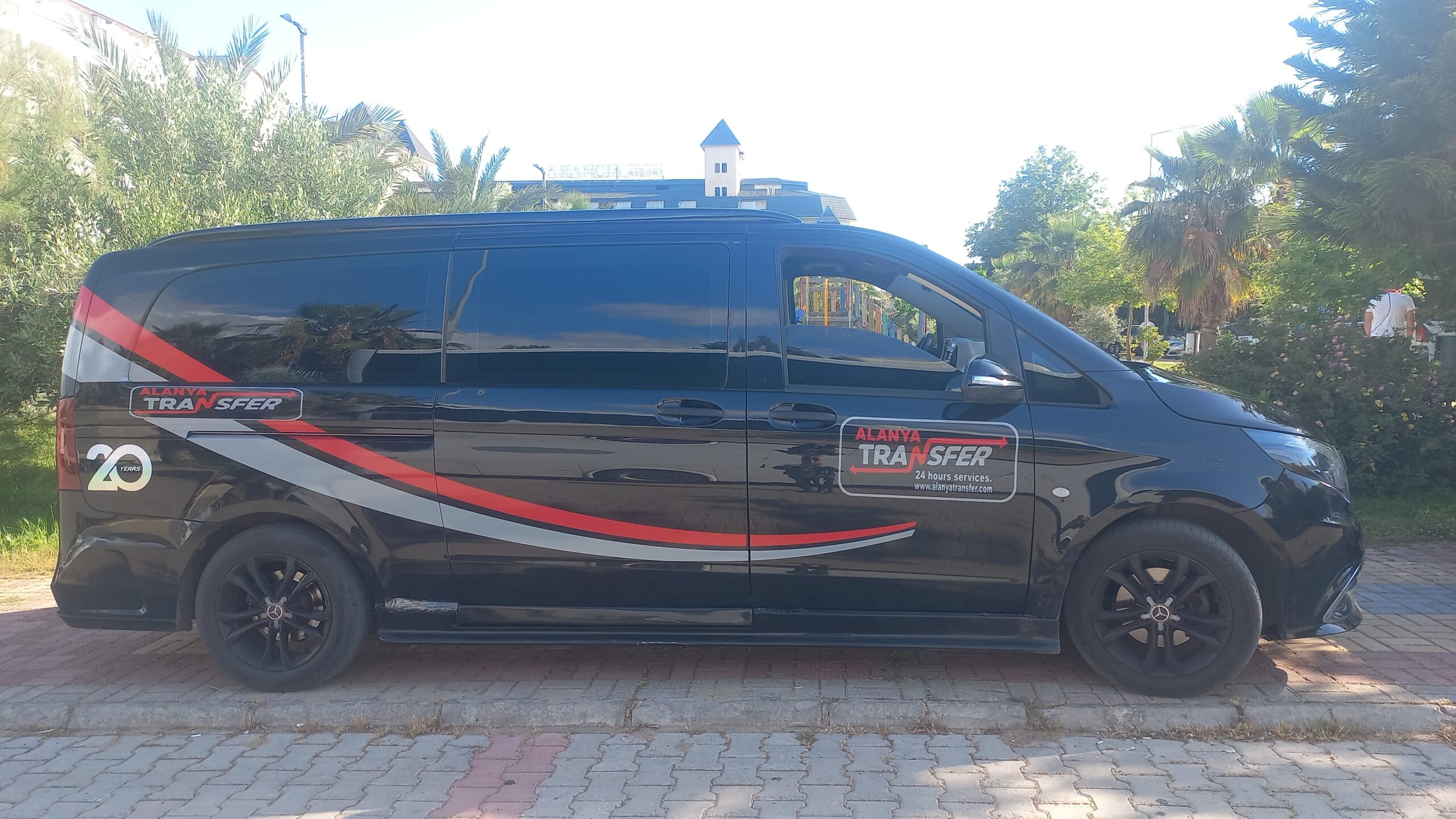 Reliable and Comfortable Private Transfer Services from Gazipaşa Alanya Airport to Moonlight Star Residence Avsallar for a Hassle Free Start to Your Holiday