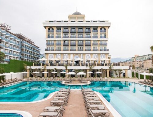 Genießen Sie Luxus und Effizienz mit dem VIP-Transferservice vom Flughafen Antalya zum Serenity Queen Hotel in Konaklı – Ihre Reise beginnt stilvoll