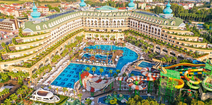 Experience Elite Comfort with VIP Transfer Services from Antalya AYT Airport to Crystal Sunset Luxury Resort Side Travel in Style