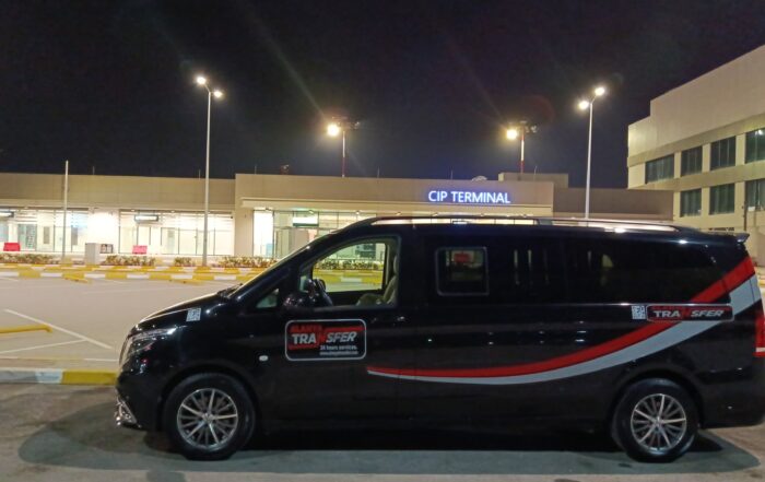Experience First Class Travel Comfort with VIP Transfer Services from Antalya AYT Airport to Lofts Alanya Lina in Okurcalar A Premium Journey with alanyatransfer.com