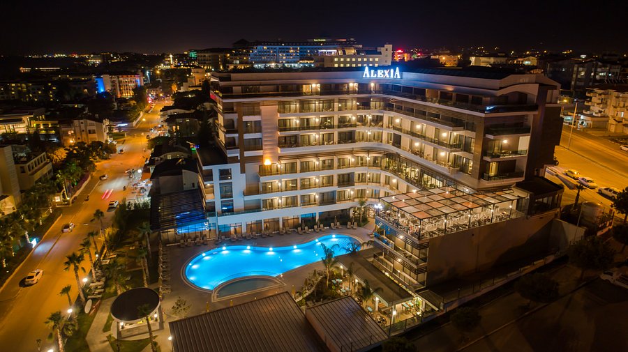 Experience Premium Comfort and Style VIP Transfer Services from Antalya AYT Airport to Alexia Resort & Spa Side