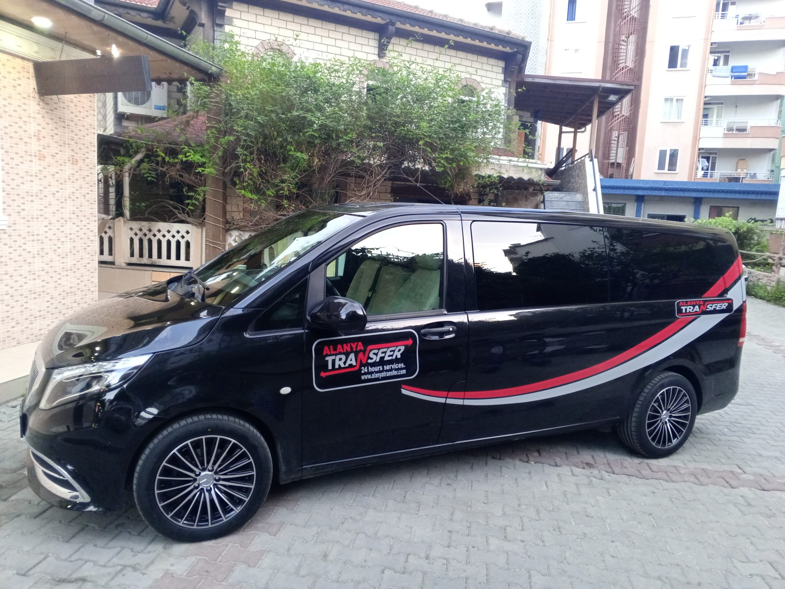 Seamless Reliable and Private Transfers from Gazipaşa-Alanya Airport to Bektaş Panorama Apartment No6-8 for a Smooth Arrival in the Hills of Alanya
