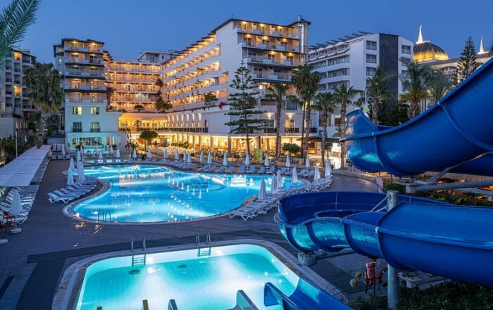 Seamless VIP Travel Experience from Antalya AYT Airport to Holiday Park Resort Okurcalar with Our Luxurious Private Transfer Services