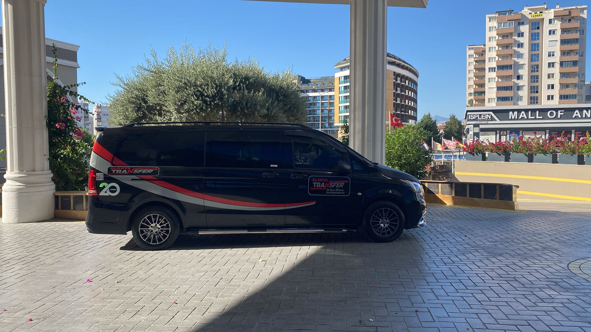 Enjoy a Smooth Arrival with Private Transfer Services from Gazipaşa Alanya Airport to East Home Linealoft Residence in Alanya Book Easily on alanyatransfer.com