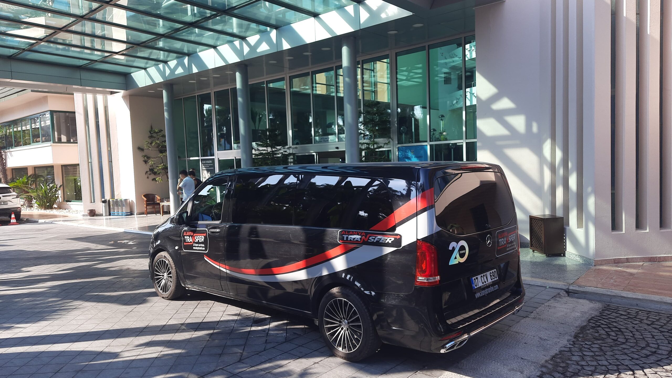Experience Hassle Free Journeys Anytime with 247 Private Transfer Services from Okurcalar Alanya