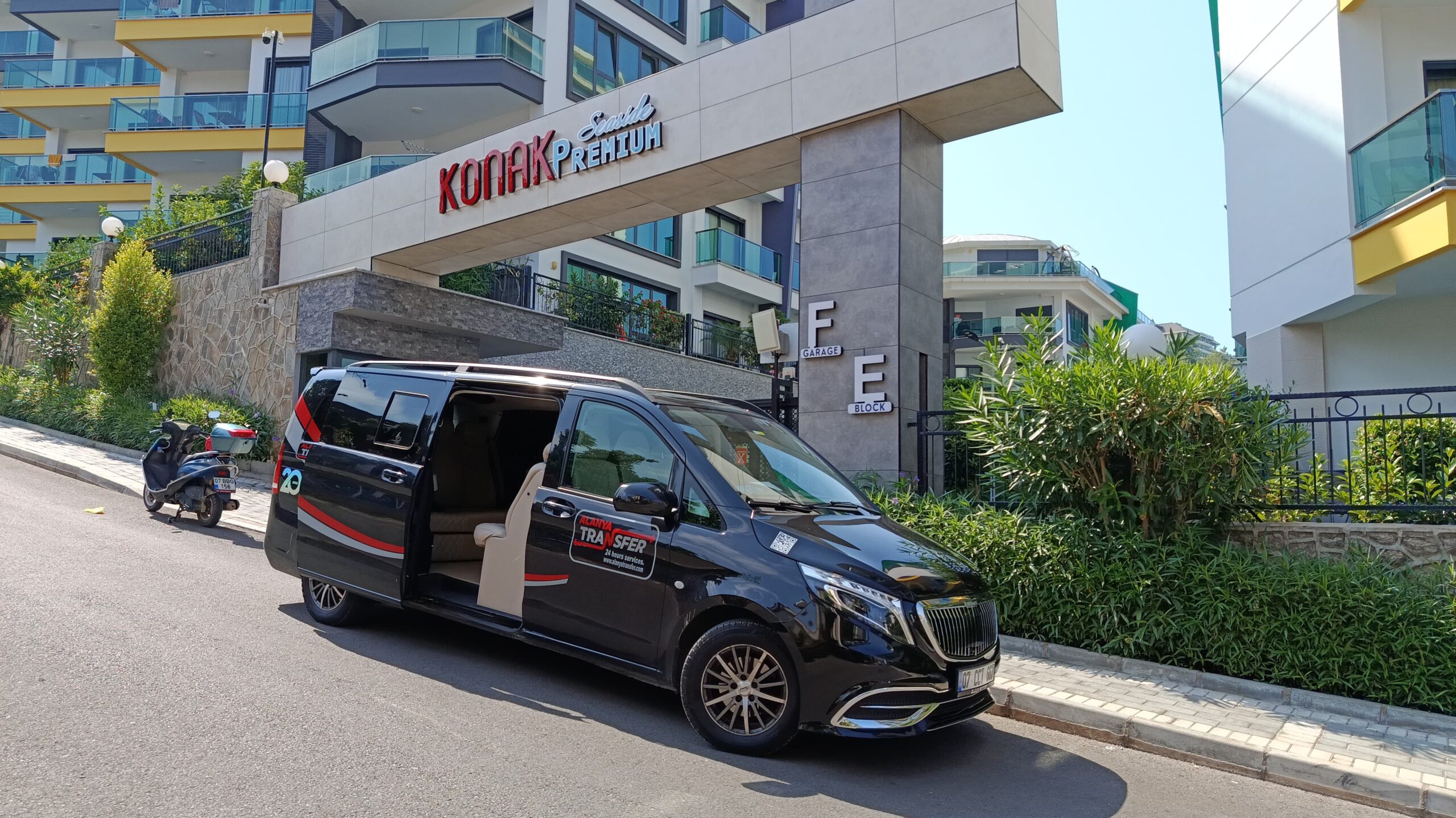 Seamless 247 Private Transfer Services Between Kemer and Alanya for a Stress Free Travel Experience Powered by alanyatransfer.com