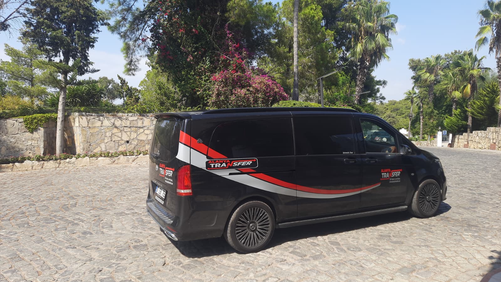 Antalya AYT Airport to La Gaia Boutique Hotel Alanya VIP Transfer Services for a Luxurious and Stress Free Journey