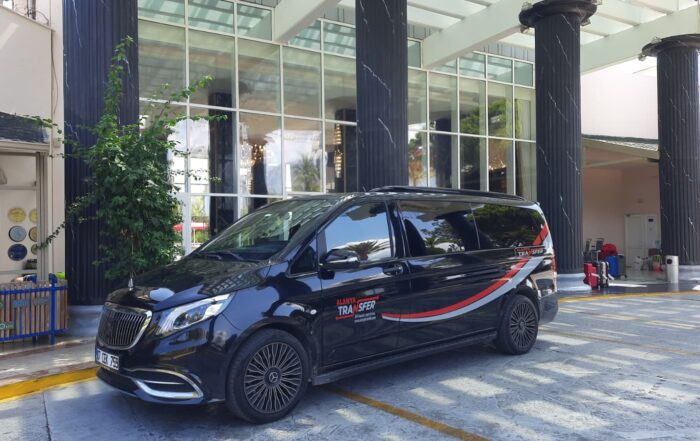 Exclusive Antalya AYT Airport to Paloma Oceana Resort Side VIP Transfer Services for a Luxurious Journey