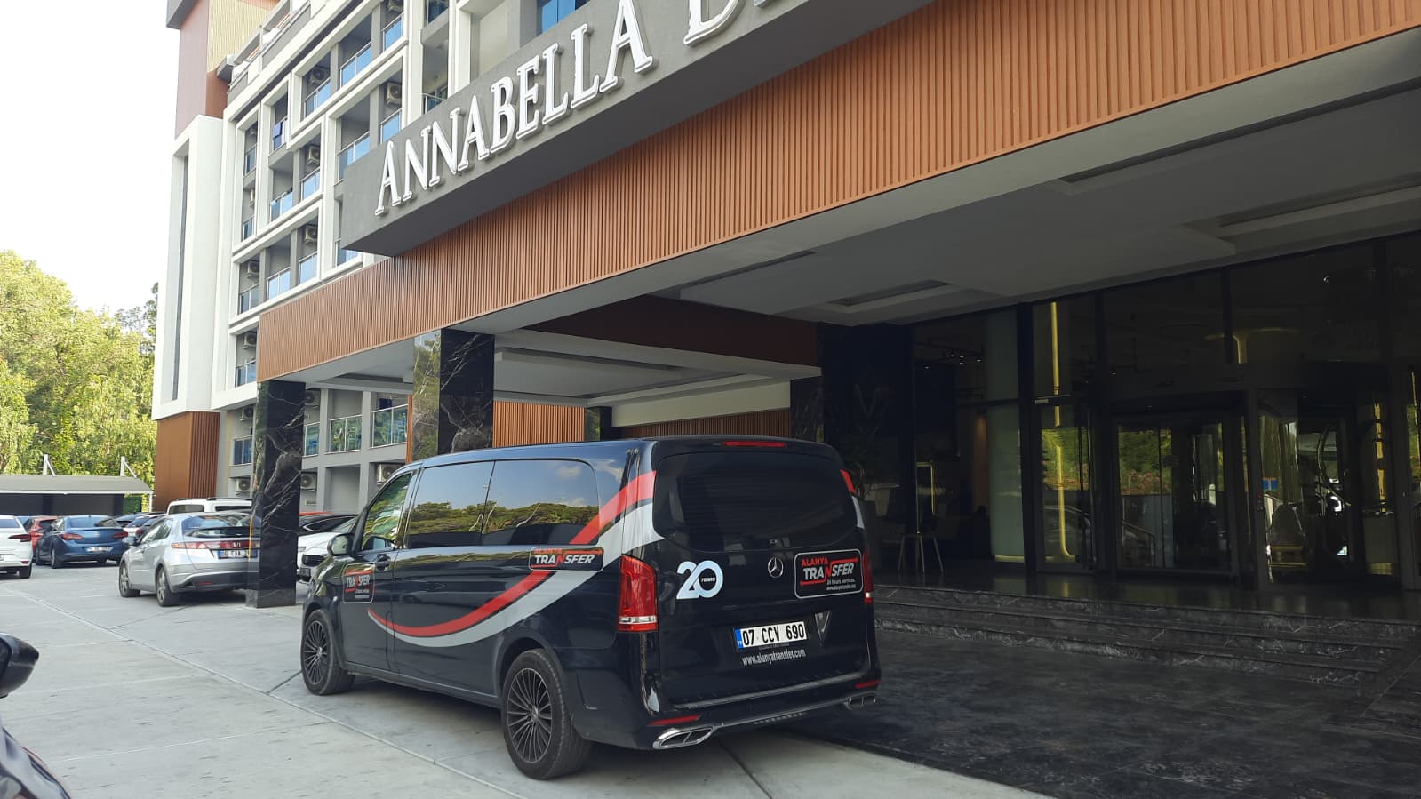 Experience Safe Comfortable and 247 Private Transfer Services from the Peaceful Town of Çamyuva to the Stunning Resort Area of Avsallar