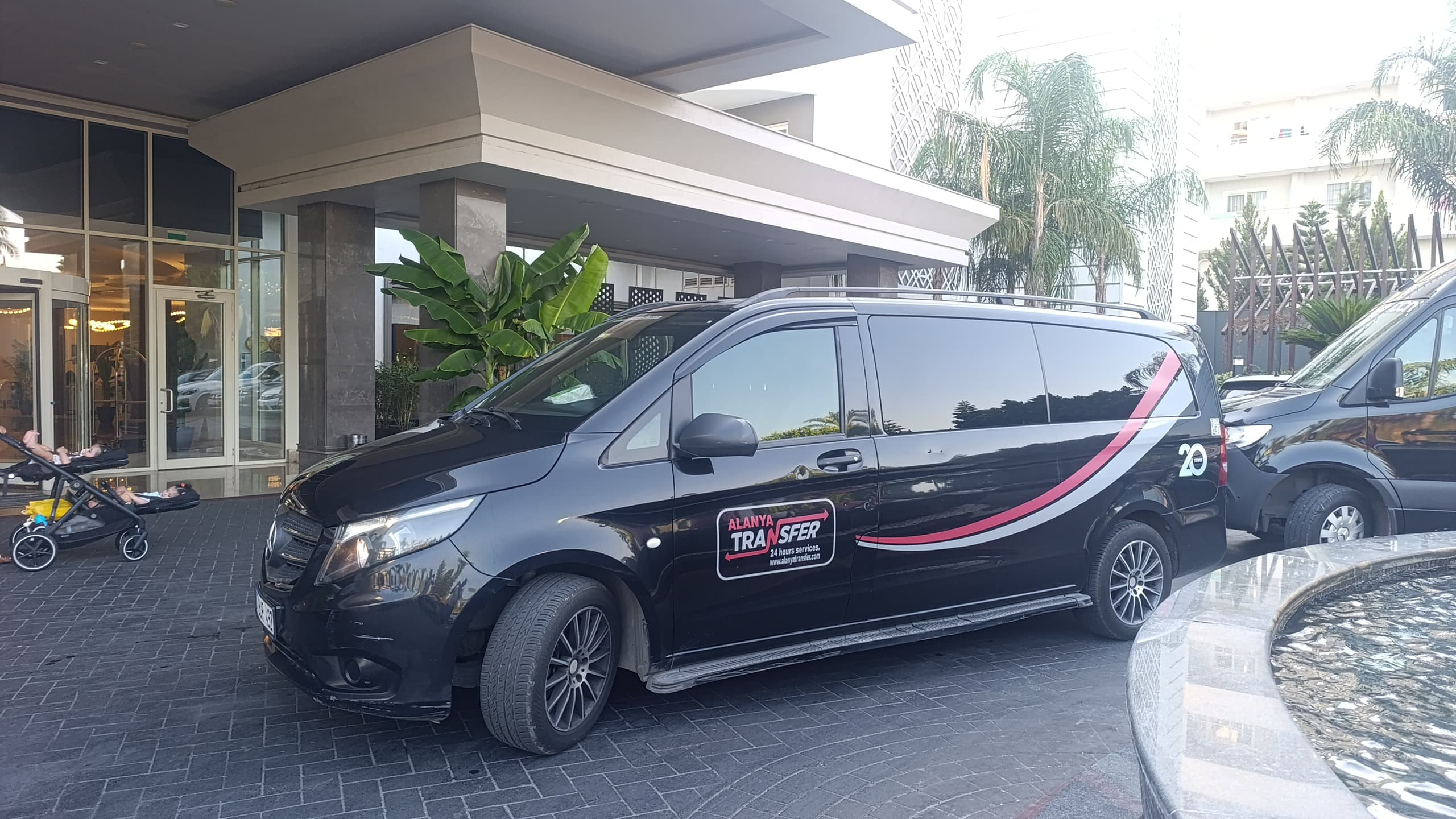 Premium and Comfortable Antalya AYT Airport to Calyptus Kirman Premium Side VIP Transfer Services for a Smooth and Luxurious Journey