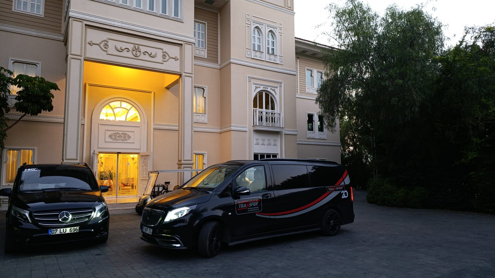 Private Transfer Services from Gazipaşa Alanya Airport to Sultan Hills 2 Residence Mahmutlar Comfort Speed and Security with AlanyaTransfer.com