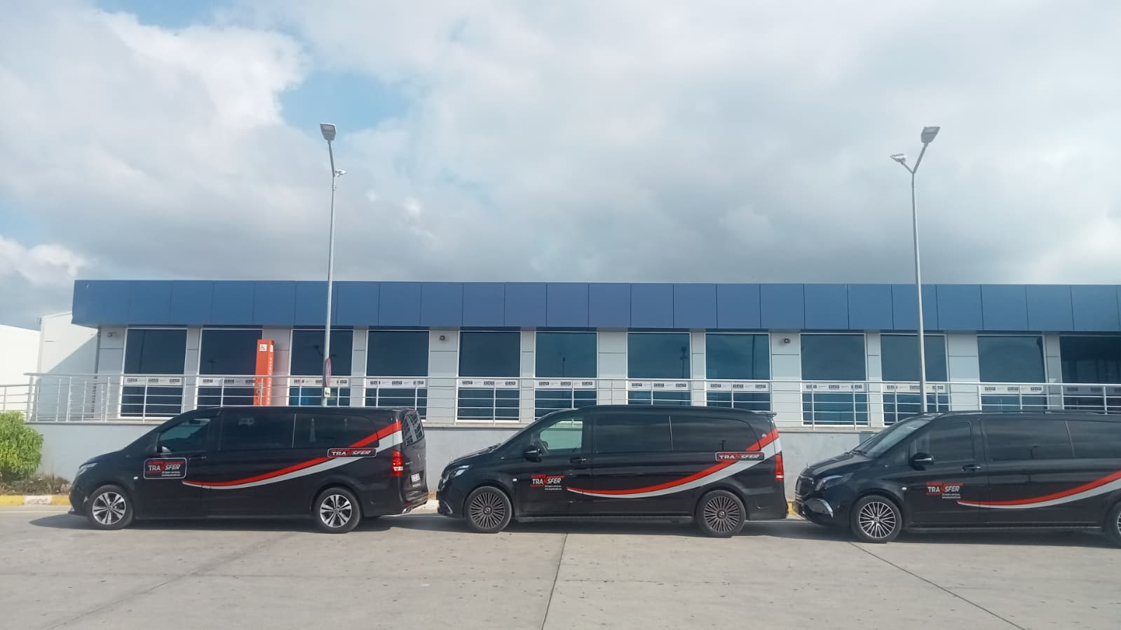 Comfortable and Reliable Gazipaşa Alanya Airport to River Panorama Residence Oba Alanya Private Transfer Services with www.alanyatransfer.com