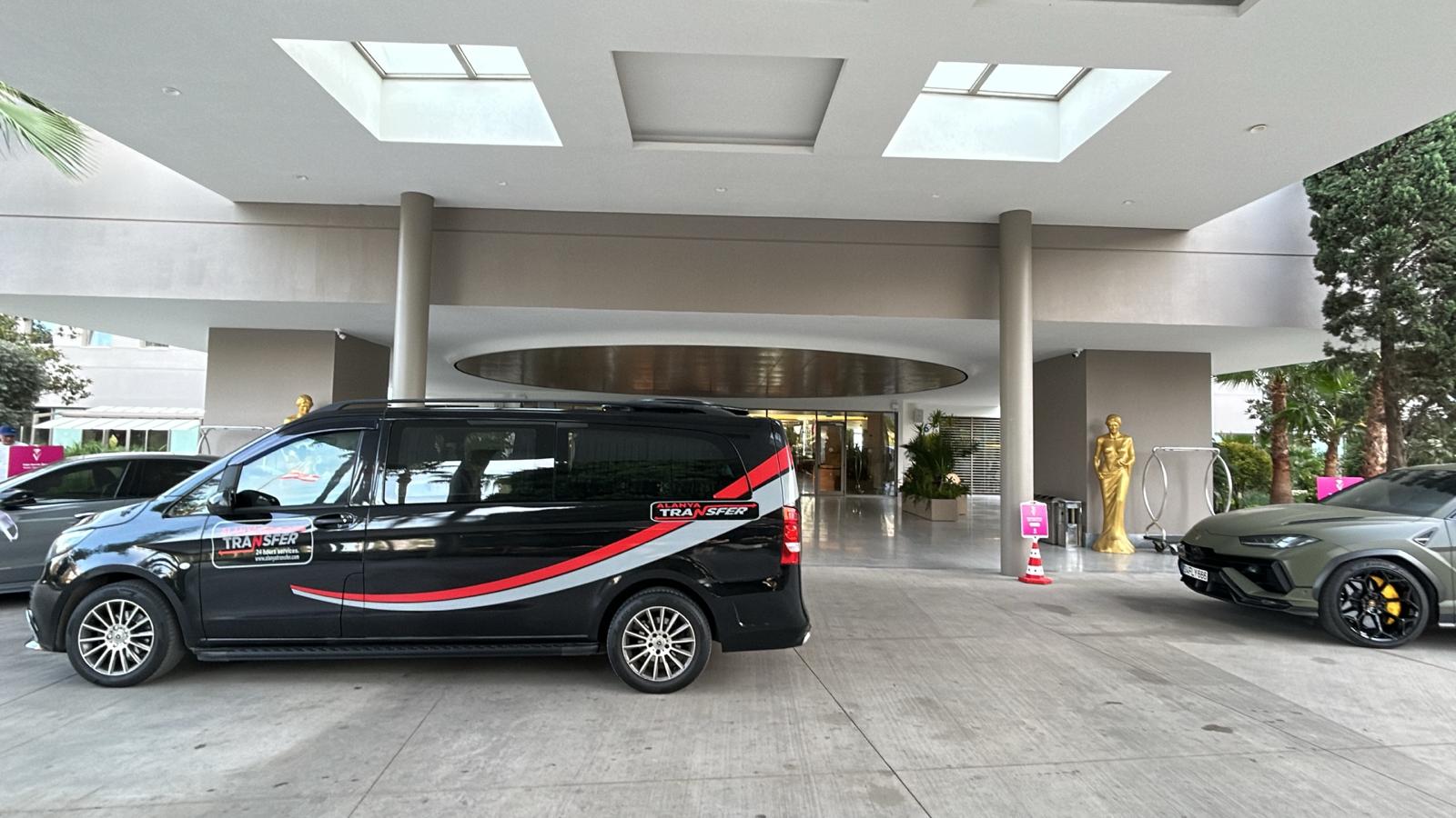 Premium 724 VIP Transfer from Antalya AYT Airport to Aydınbey Gold Dreams Türkler Luxury Reliable & Private Travel with www.alanyatransfer.com