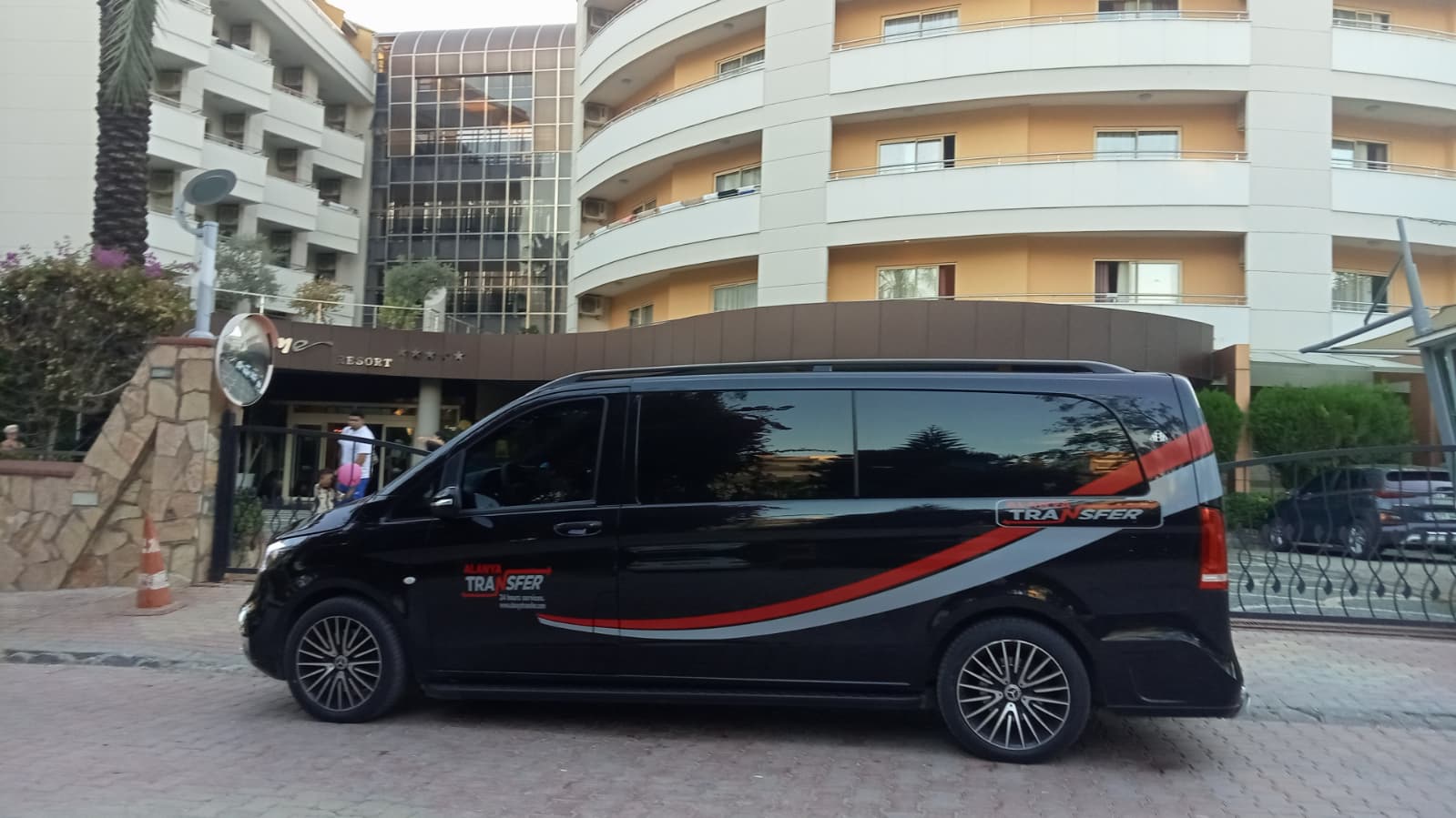Comfortable and Reliable 724 Transfer Services from Konyaaltı to Avsallar with www.alanyatransfer.com