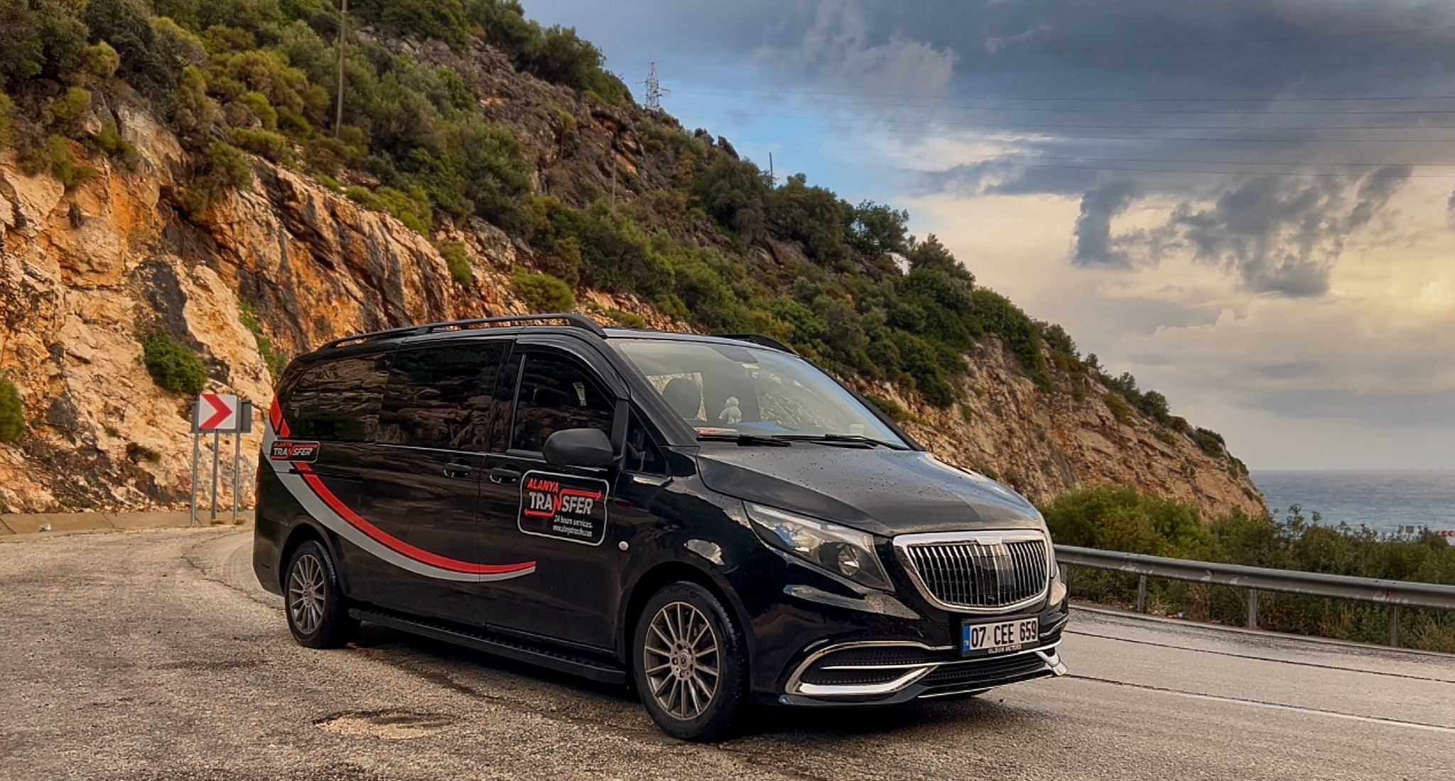 Comfortable and Reliable 724 Transfer Services from Side to Avsallar Book Easily via AlanyaTransfer.com