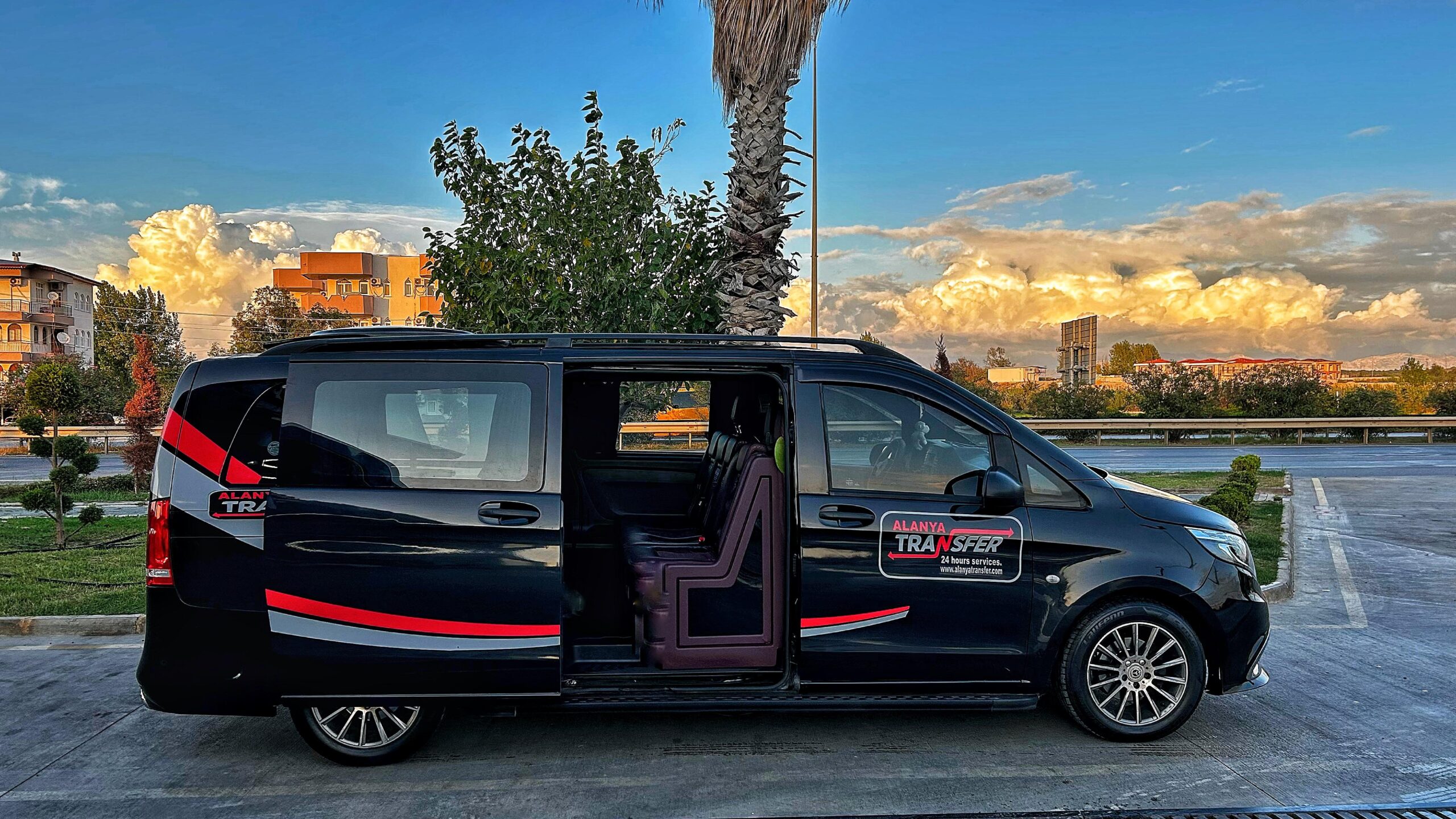 Premium Comfort & Reliable 724 Transfer Services from Lara to Belek Your Seamless Journey Starts Here with alanyatransfer.com