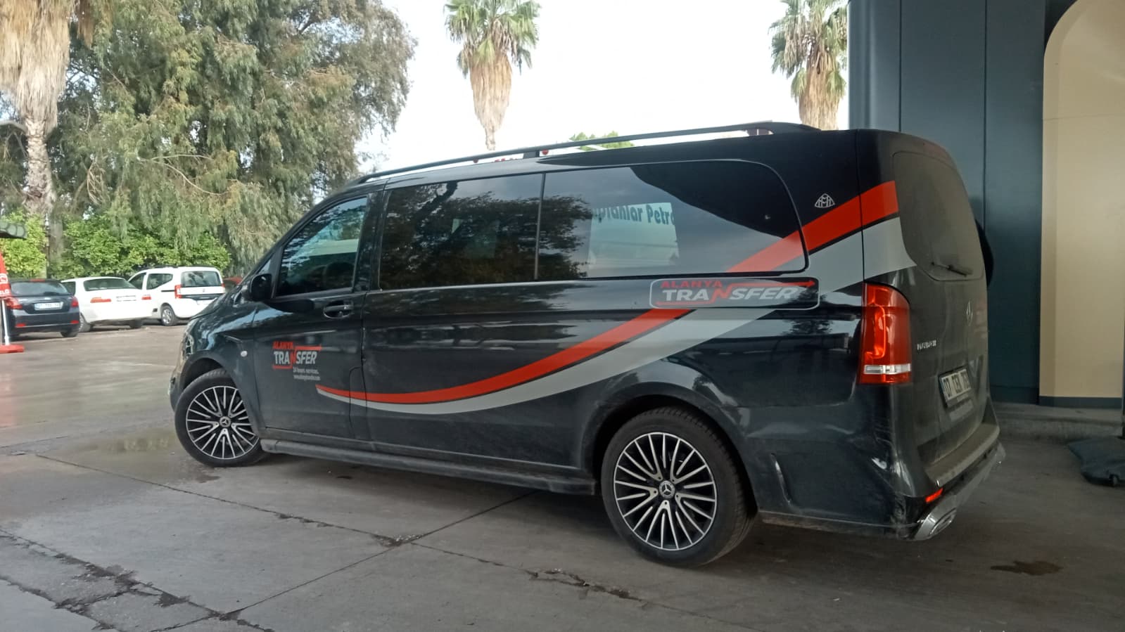 Comfortable and Direct Private Transportation from Gazipaşa Alanya Airport to Alcon 15 Cikcilli Residence Safe Modern and Personalized Transfer Service by alanyatransfer.com